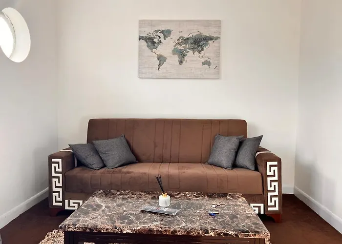 Neasden, Dollis Hill London Apartment Near Neasden Temple