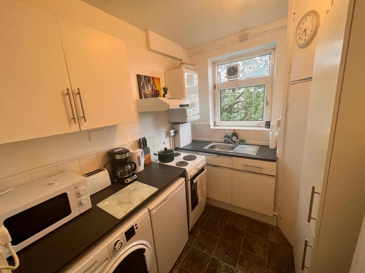 Апартаменты Neasden, Dollis Hill Near Neasden Temple Лондон